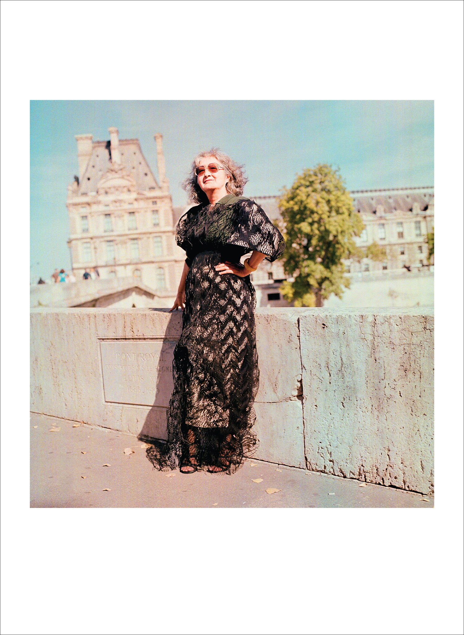 Vintage 1993 Iconic CHANEL PARIS Spelled White Sunglasses 