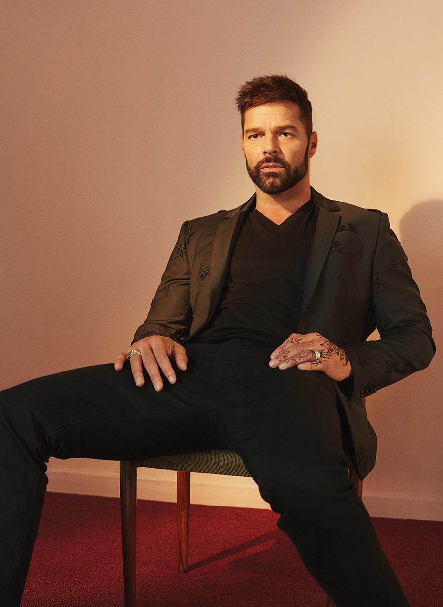 900px x 1232px - IRIS Covet Book | EXCLUSIVE: RICKY MARTIN